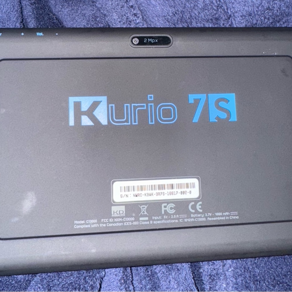 7S Black Tablet Bundle